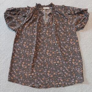 Les Ames Cap Sleeve Floral Top